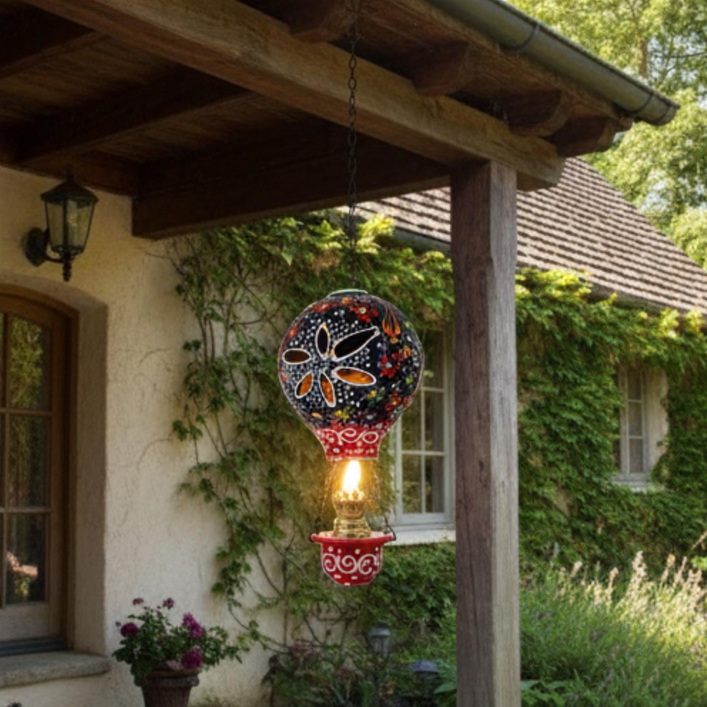 Hand-Painted Hot Air Balloon Hanging Lamp – Vintage Style Gas Lantern